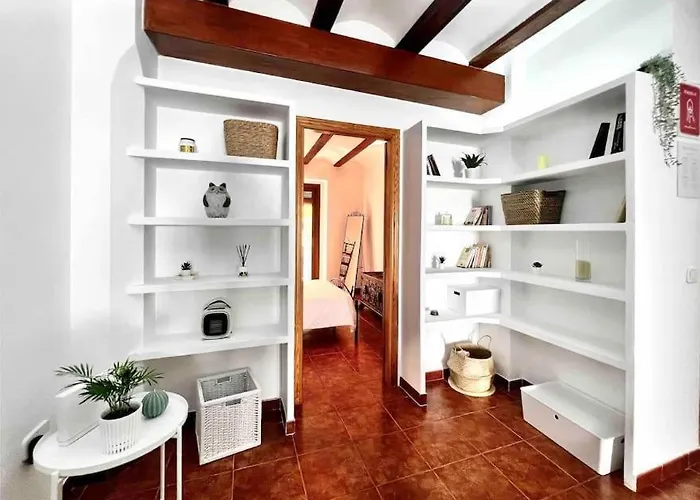 Apartamento Con Terraza Cerca De La Estacion Del Nord